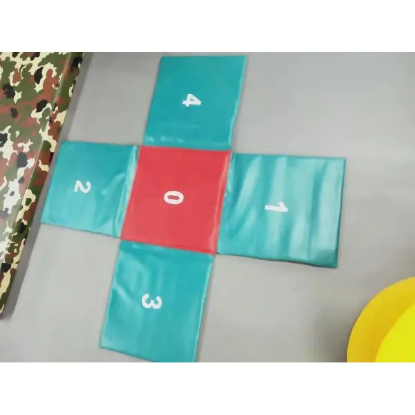 Цросс Јумп Мат