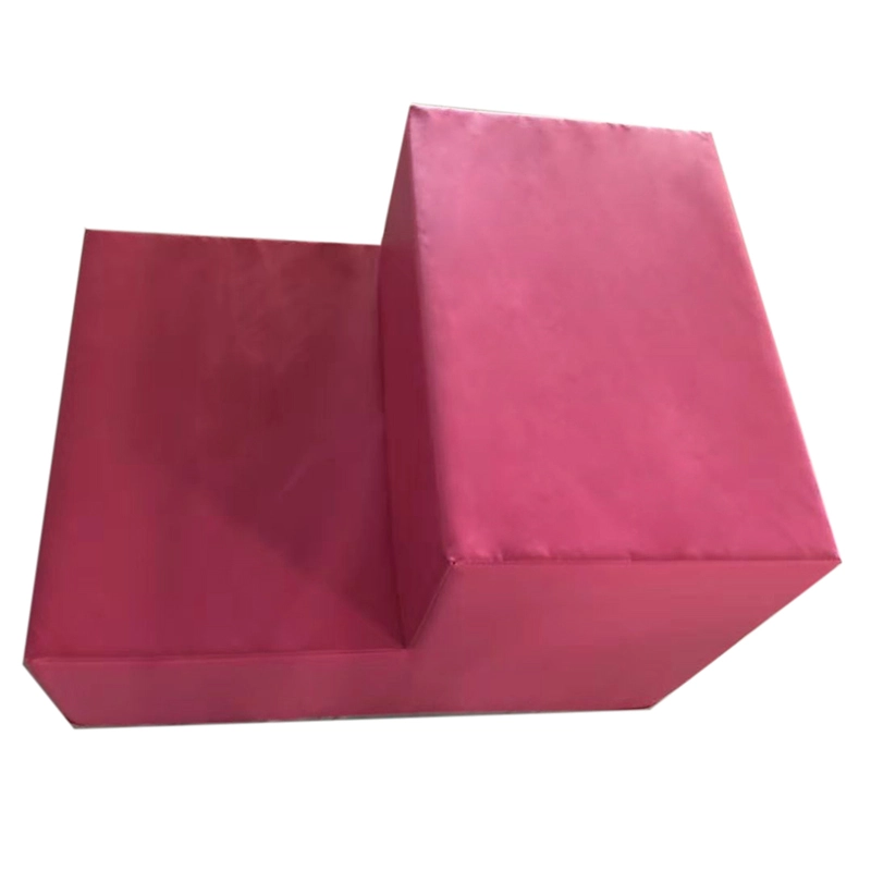 Степенице са два степеника